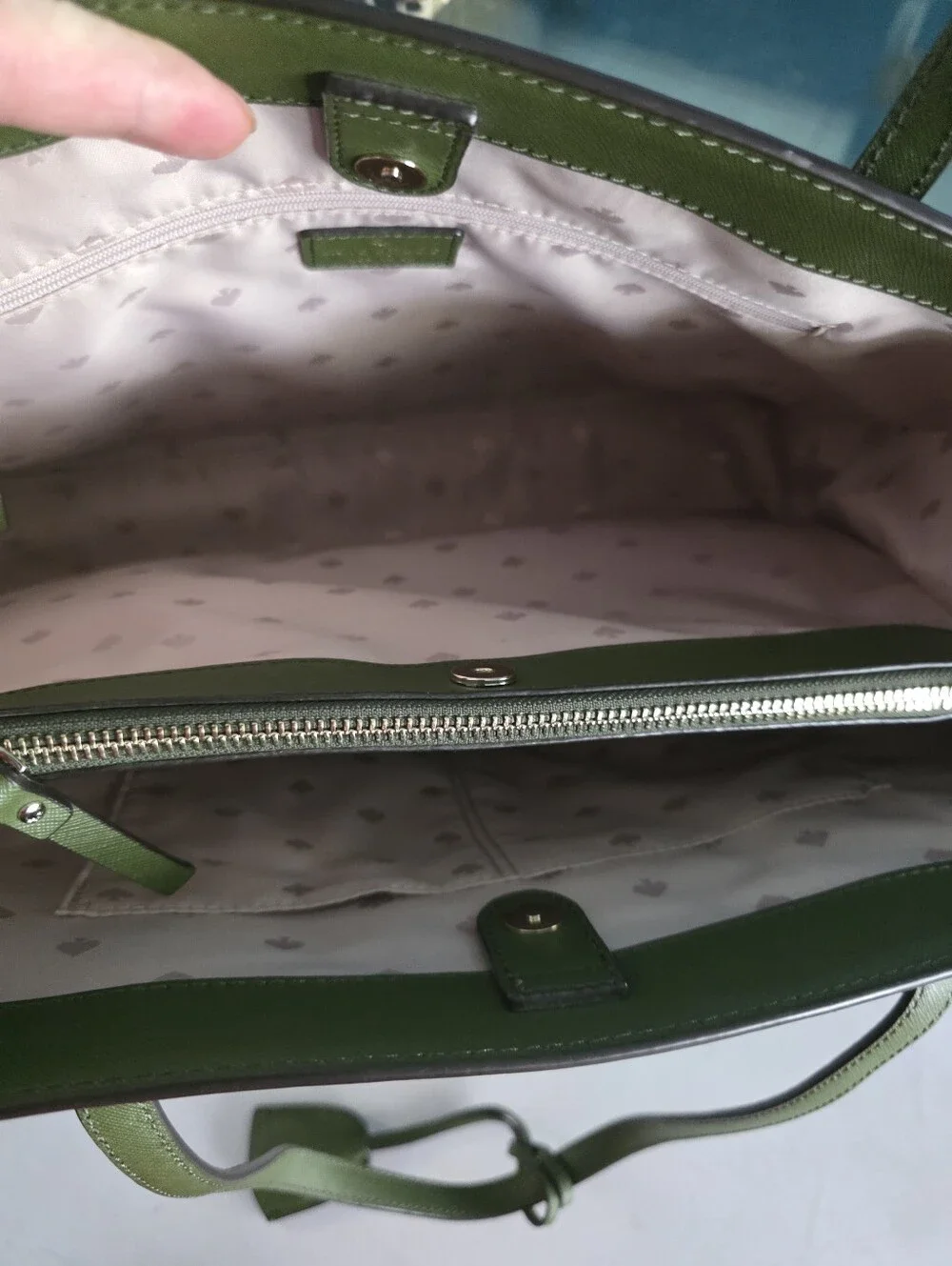 New kate spade Olive Green Saffiano Leather Tote